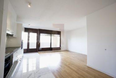 4 Rooms Flat