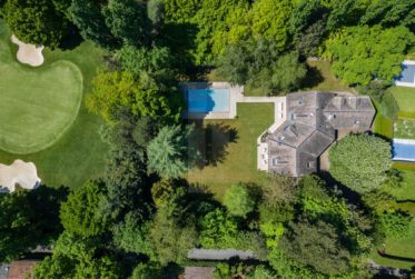 Sublime maison classique en bordure du Golf de Cologny