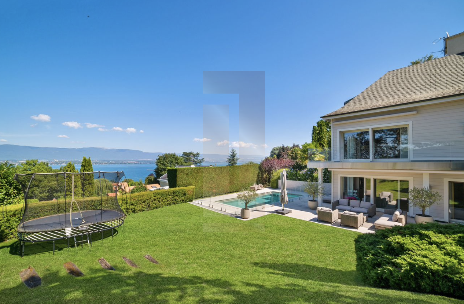 Sublime maison avec vue lac à Anières