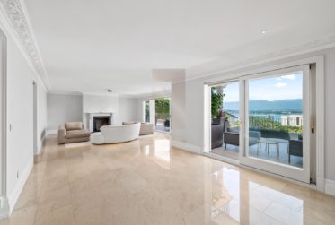 Exceptionnel Villa à Cologny avec vue dégagée sur le lac