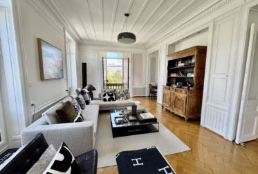 Magnifique appartement dans le quartier de l'Eglise Russe