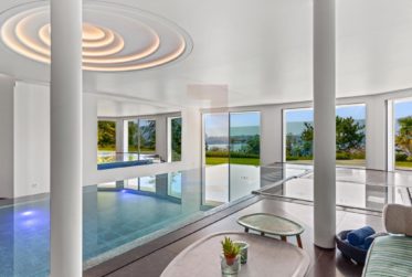 Exceptionnel ! Domaine avec deux villas et vue lac à Cologny
