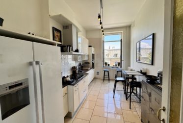 Magnifique appartement dans le quartier de l'Eglise Russe