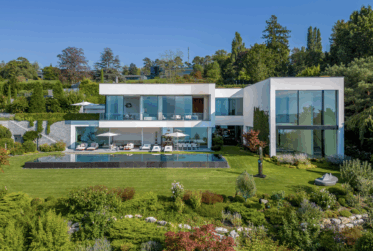 Exceptionnel ! Domaine avec deux villas et vue lac à Cologny