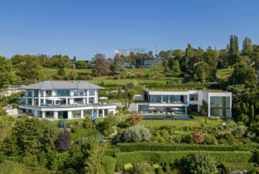 Exceptionnel ! Domaine avec deux villas et vue lac à Cologny