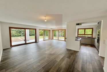 Jolie villa contemporaine