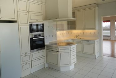 Bel Attique avec vue dégagée