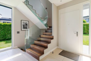 Co-exclusivité: Villa contemporaine avec piscine au cœur de Vésenaz