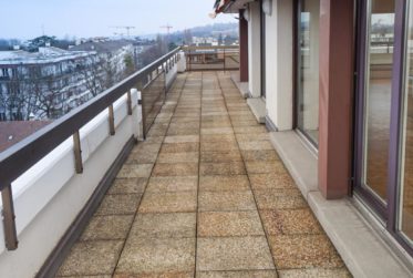 Bel Attique avec vue dégagée