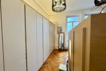 7.5 Rooms Flat