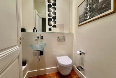 7.5 Rooms Flat