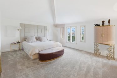 Exclusivité: Magnifique villa classique proche du golf