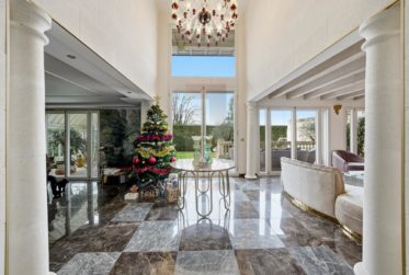 Exclusivité: Magnifique villa classique proche du golf