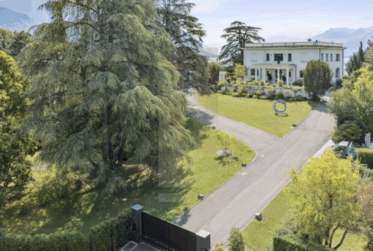 Timeless prestige on Lake Geneva