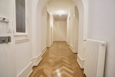 5 Rooms Flat, Renovated flat