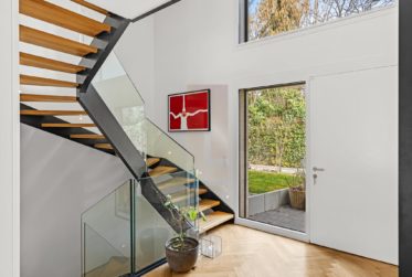 9 Rooms House, Modern house