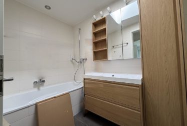 Belle villa familiale contemporaine avec jardin