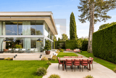 Magnificent contemporary semi-detached house