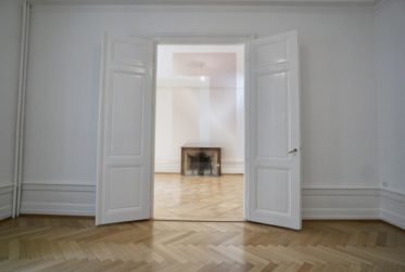 5 Rooms Flat, Renovated flat