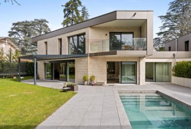 9 Rooms House, Modern house