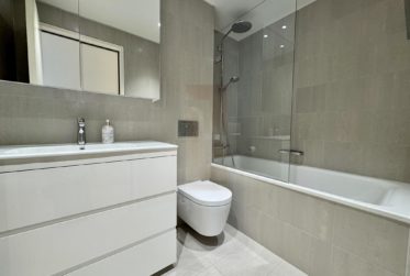 Elegant studio meublé