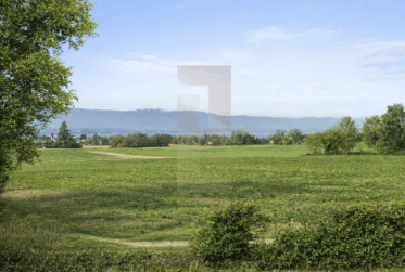 En Exclusivité : Townhouse avec vue lac et piscine dans une résidence haut de gamme