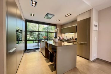 Exclusivité: Magnifique villa contemporaine, clé en mains