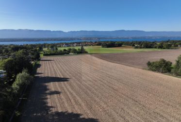 En Exclusivité : Townhouse avec vue lac et piscine dans une résidence haut de gamme