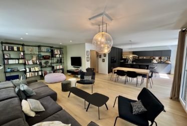 6 Rooms Flat, Renovated flat
