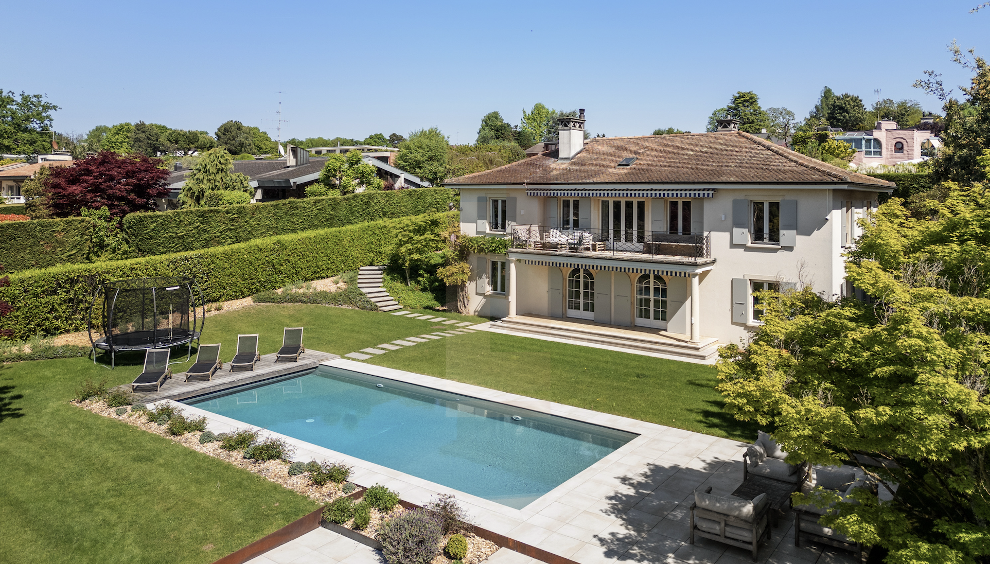 En exclusivité : Magnifique maison rénovée avec piscine