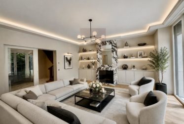 11 Rooms House, Individual house