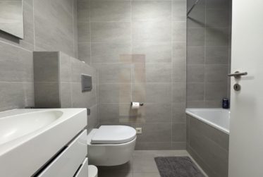 7 Rooms Flat, Apartment with garden