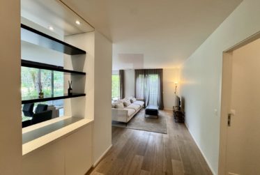 7 Rooms Flat, Apartment with garden
