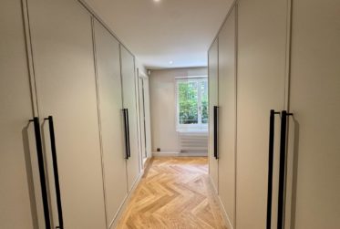 11 Rooms House, Individual house