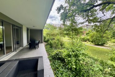 7 Rooms Flat, Apartment with garden