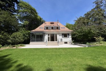 11 Rooms House, Individual house