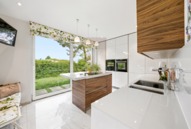 En Co-Exclusivité: Maison moderne et récente proche du lac
