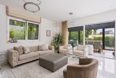 En Co-Exclusivité: Maison moderne et récente proche du lac