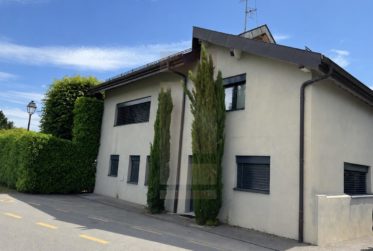 Belle villa contemporaine au coeur de la campagne genevoise