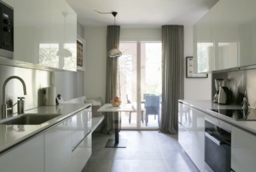 7 Rooms Flat, Apartment with garden