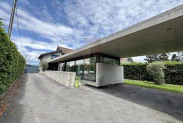 Belle villa contemporaine au coeur de la campagne genevoise