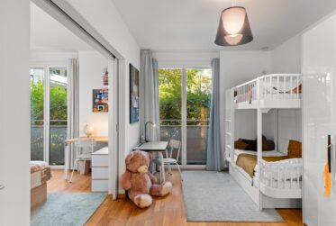 Exceptional turnkey apartment in a residence with a private park