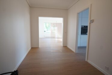 5 Rooms Flat