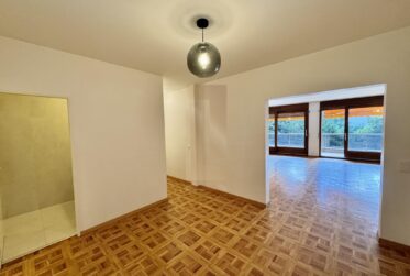 6 Rooms Flat