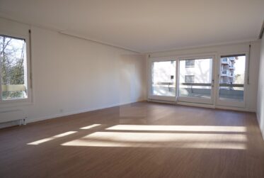 5 Rooms Flat