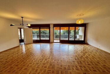 6 Rooms Flat