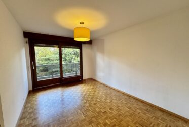 6 Rooms Flat
