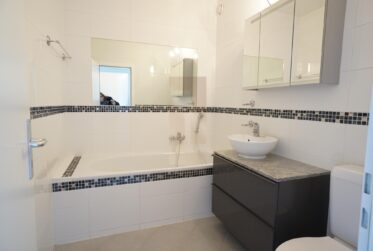 5 Rooms Flat