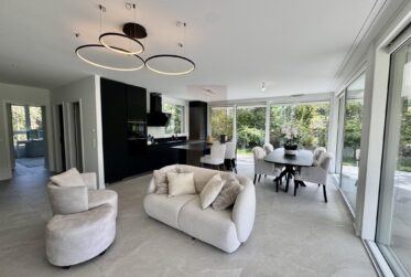 Superbe appartement meublé en rez de jardin