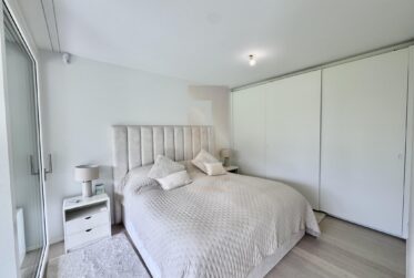 Superbe appartement meublé en rez de jardin